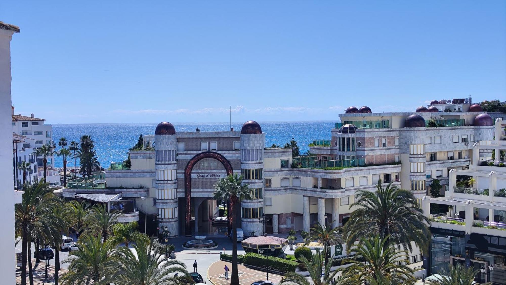 Luxury Penthouse In The Heart Of Puerto Banus Marbella